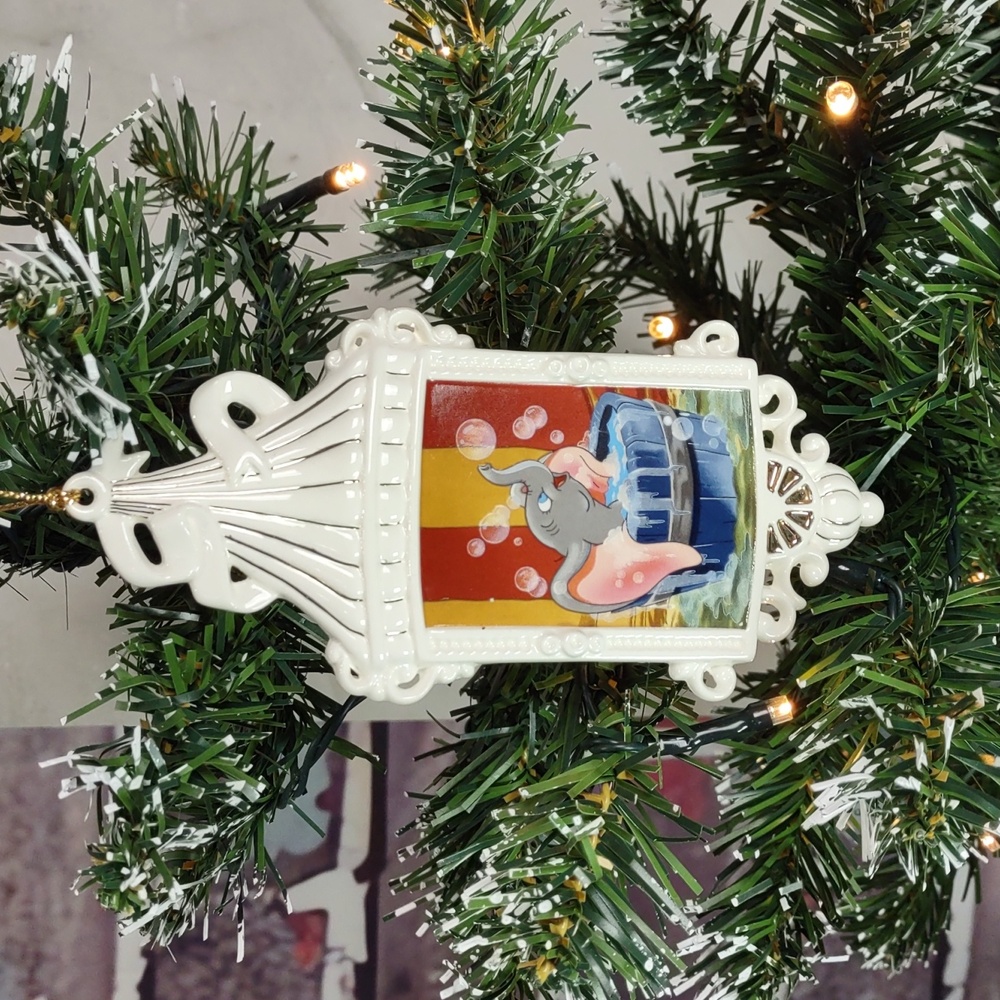 Walt Disney Collectors Society Vintage 1995 Dumbo Holiday Ornament